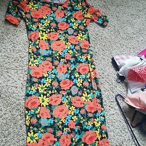 《LULAROE JULIA DRESS》